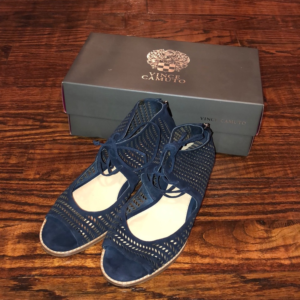 Blue Wedge - Picture 2 of 2